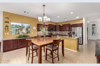 1064 W Desert Glen Drive, San Tan Valley, AZ 85143 - Photo 7