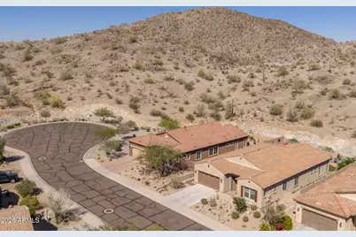 12015 S 185th Avenue, Goodyear, AZ 85338 - Photo 5
