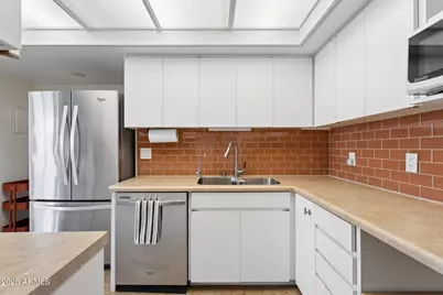 2323 N Central Avenue #205, Phoenix, AZ 85004 - Photo 11