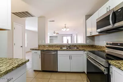 13766 W Elm Street, Surprise, AZ 85374 - Photo 7
