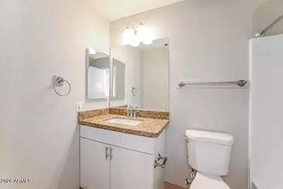13766 W Elm Street, Surprise, AZ 85374 - Photo 15