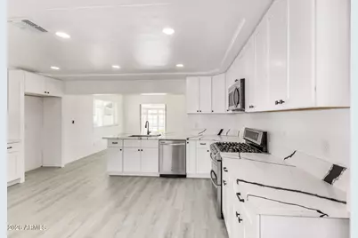 1647 W Villa Rita Drive, Phoenix, AZ 85023 - Photo 13