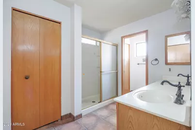 1854 N Center Avenue, Casa Grande, AZ 85122 - Photo 23