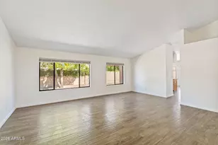 842 E Stacey Ln, Tempe, AZ 85284 - Photo 9