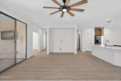 5374 N Gila Trail Drive, Eloy, AZ 85131 - Photo 9