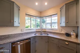 538 W Holly St, Phoenix, AZ 85003 - Photo 19