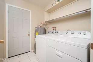 10874 W Coggins Dr, Sun City, AZ 85351 - Photo 19