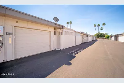 10874 W Coggins Drive, Sun City, AZ 85351 - Photo 19