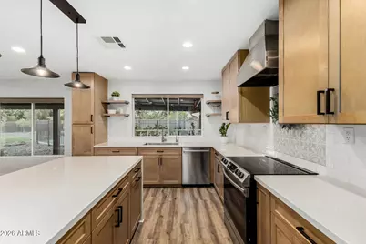 2425 S Extension Road, Mesa, AZ 85210 - Photo 13