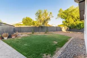 2425 S Extension Rd, Mesa, AZ 85210 - Photo 33