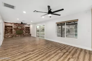 2425 S Extension Rd, Mesa, AZ 85210 - Photo 7