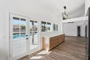 1947 E Velvet Dr, Tempe, AZ 85284 - Photo 17