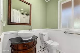 10637 W Caron Dr, Sun City, AZ 85351 - Photo 21