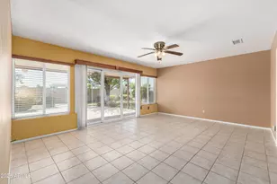 10637 W Caron Dr, Sun City, AZ 85351 - Photo 9