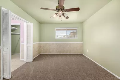 10637 W Caron Drive, Sun City, AZ 85351 - Photo 19