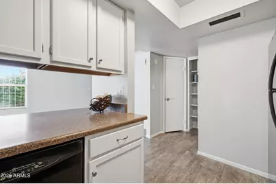 1342 W Emerald Avenue #250, Mesa, AZ 85202 - Photo 7