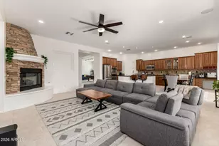 2225 E San Carlos Pl, Chandler, AZ 85249 - Photo 7