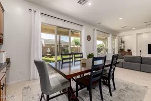 2225 E San Carlos Pl, Chandler, AZ 85249 - Photo 9