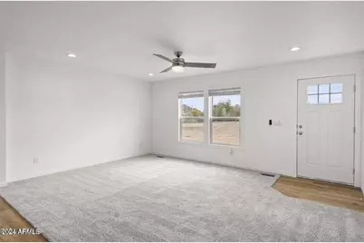 55407 W Coral Canyon Road, Maricopa, AZ 85139 - Photo 15