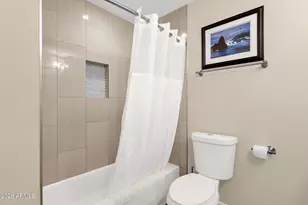 8614 E Sheridan St, Scottsdale, AZ 85257 - Photo 17