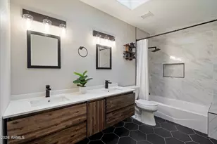 10245 N 34th Pl, Phoenix, AZ 85028 - Photo 13