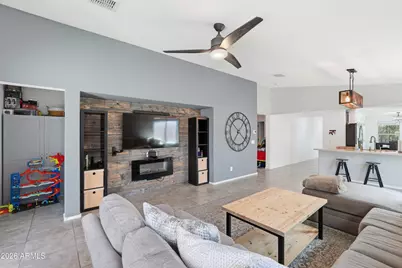 4050 S 185th Lane, Goodyear, AZ 85338 - Photo 7