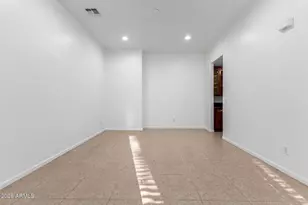 851 E Desert Inn Dr, Chandler, AZ 85249 - Photo 9