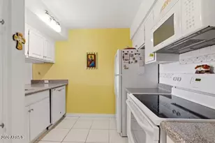 7625 E Camelback Rd, Scottsdale, AZ 85251 - Photo 7