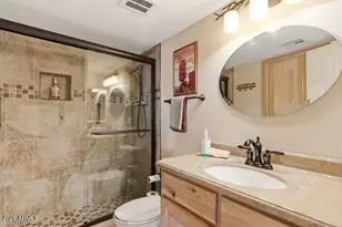 7625 E Camelback Rd, Scottsdale, AZ 85251 - Photo 17