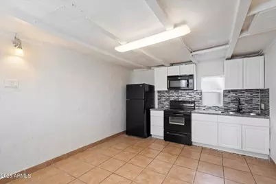 703 W 1st Place #Apt 2, Mesa, AZ 85201 - Photo 5