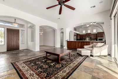 10312 S 16th Drive, Phoenix, AZ 85041 - Photo 11