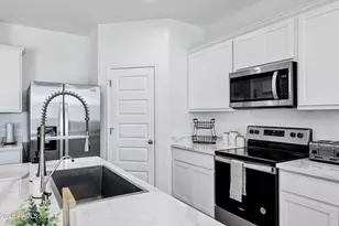 2939 W Shanley Ave, Apache Junction, AZ 85120 - Photo 9