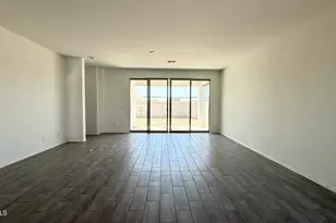 24087 W Huntington Dr, Buckeye, AZ 85326 - Photo 9