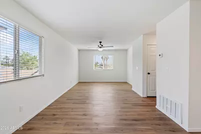 4037 S 12th Street, Phoenix, AZ 85040 - Photo 9