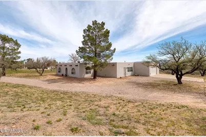 8049 S High Road, Hereford, AZ 85615 - Photo 3