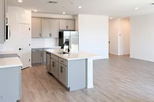 24083 W Kowalsky Ln, Buckeye, AZ 85326 - Photo 5