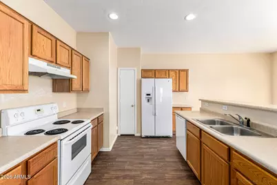 6842 N 81st Drive, Glendale, AZ 85303 - Photo 5