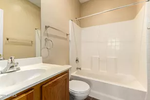 6842 N 81st Dr, Glendale, AZ 85303 - Photo 9