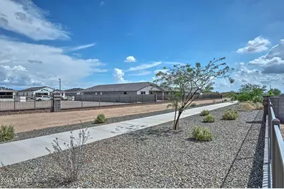 16004 W Honeysuckle Drive, Surprise, AZ 85387 - Photo 31