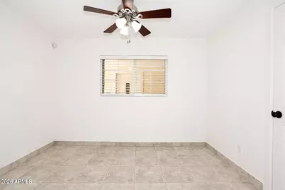 7541 N 35th Drive, Phoenix, AZ 85051 - Photo 11