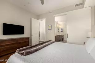 7300 E Earll Dr, Scottsdale, AZ 85251 - Photo 21