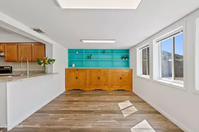 2045 W Corrine Drive, Phoenix, AZ 85029 - Photo 9