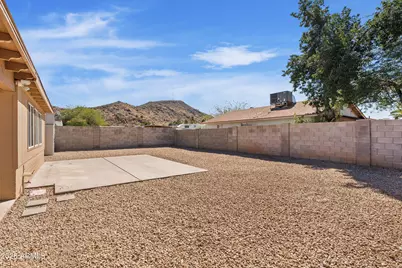 2045 W Corrine Drive, Phoenix, AZ 85029 - Photo 23