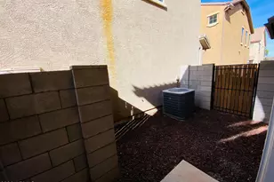 1382 S Ponderosa Dr, Gilbert, AZ 85296 - Photo 5