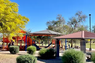 7439 W Crest Ln, Glendale, AZ 85310 - Photo 11