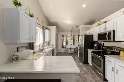 18070 N 88th Avenue, Peoria, AZ 85382 - Photo 5