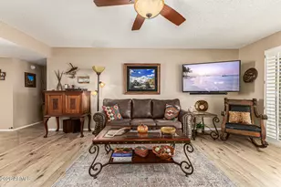 19122 N 98th Ln, Peoria, AZ 85382 - Photo 7