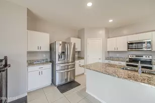 9611 W Albeniz Pl, Tolleson, AZ 85353 - Photo 17