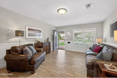 5627 N 12th Avenue, Phoenix, AZ 85013 - Photo 9