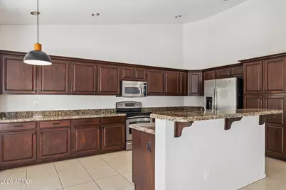 5637 E Beverly Lane, Scottsdale, AZ 85254 - Photo 13